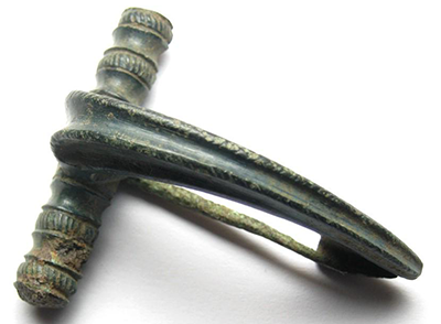 roman dolphn fibula